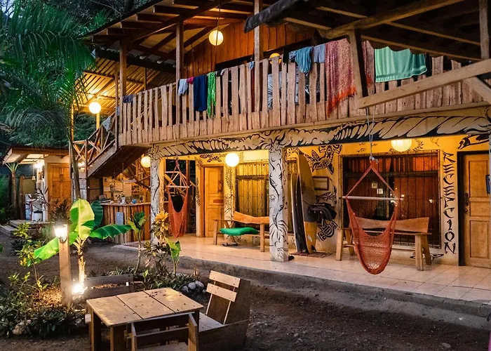 Casa Del Mar Surf Destiny Hostel Playa Santa Teresa 